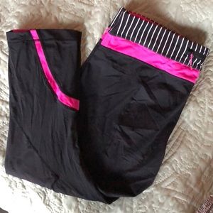lululemon athletica inspire crops - black/pink